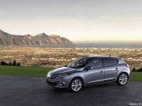 Mazda 3, Opel Astra или Renault Megane: дело вкуса