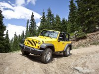 Компактные внедорожники: Jeep Wrangler