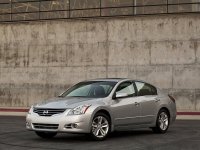 Nissan Altima Sedan 2013 года.