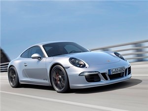 В Москве прошла презентация спорткара Porsche 911 Carrera GTS