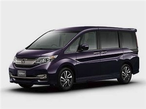 Honda вывела на японский рынок свой новый минивэн