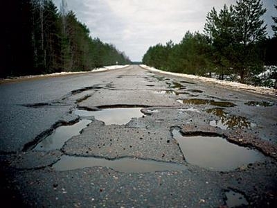 Каждая вторая авария в России происходит из-за плохих дорог