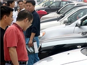 Китайский автомобильный рынок в марте вырос на 9,4%
