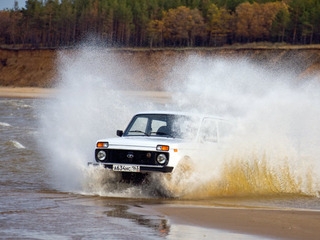 Lada 4x4 обогнала по продажам Renault Duster