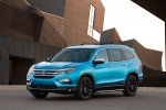 Новую Honda Pilot украсили оригинальными аксессуарами