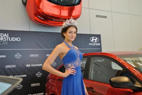 «Мисс России 2015» подарили автомобиль