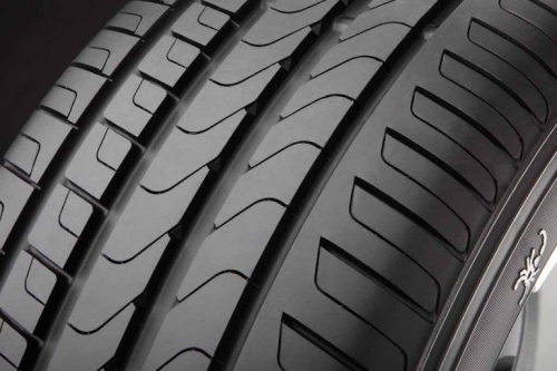 Pirelli увеличит экспорт шин с заводов в РФ из-за падения авторынка