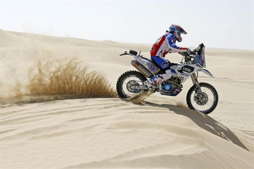 Победный финиш VEB Racing и Анастасии Нифонтовой на ралли Abu Dhabi Desert Challenge 2015!