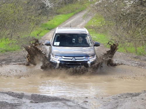 Тест-драйв обновленного Mitsubishi Outlander: первый день