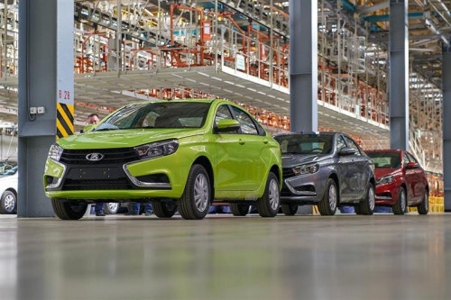 АвтоВАЗ полностью рассекретил серийную Lada Vesta