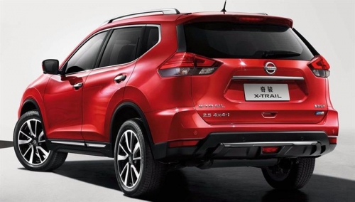 Nissan обновил кроссовер X-Trail