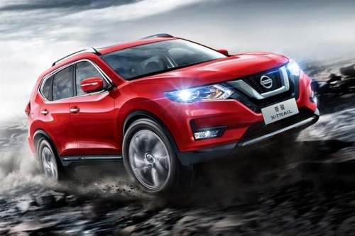 Nissan обновил кроссовер X-Trail