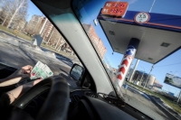 Белоруссия вновь стала поставлять бензин на российский рынок
