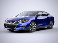 Nissan представил новую 300-сильную Maxima (Видео)