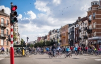В Бельгии велосипедистам разрешили ездить на красный сигнал светофора