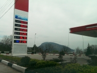 Высокие цены на бензин в Крыму не заинтересовали антимонопольщиков